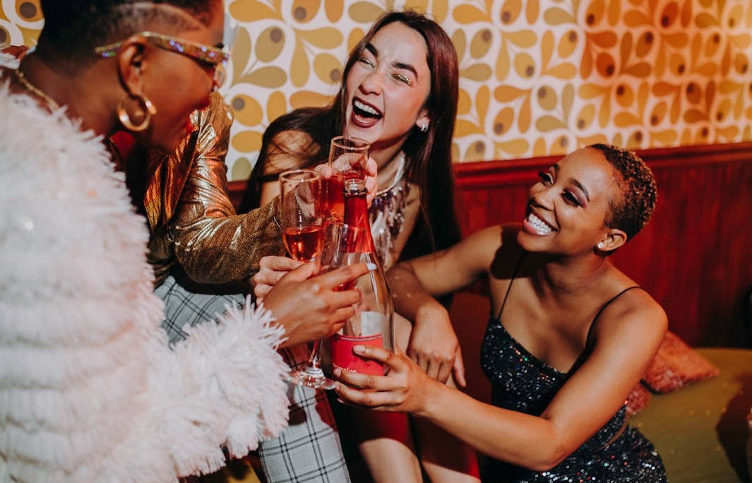 TikTok粉丝数量呈指数级增长的图表