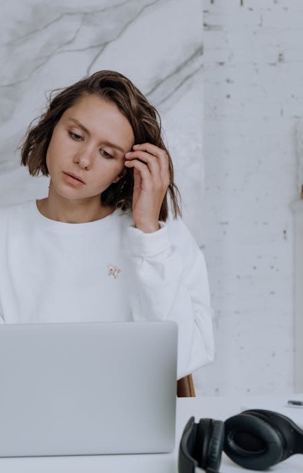 抽象的演算法網絡節點圖