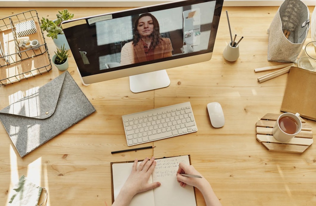 用户通过脸书买浏览量策略成功提升品牌影响力