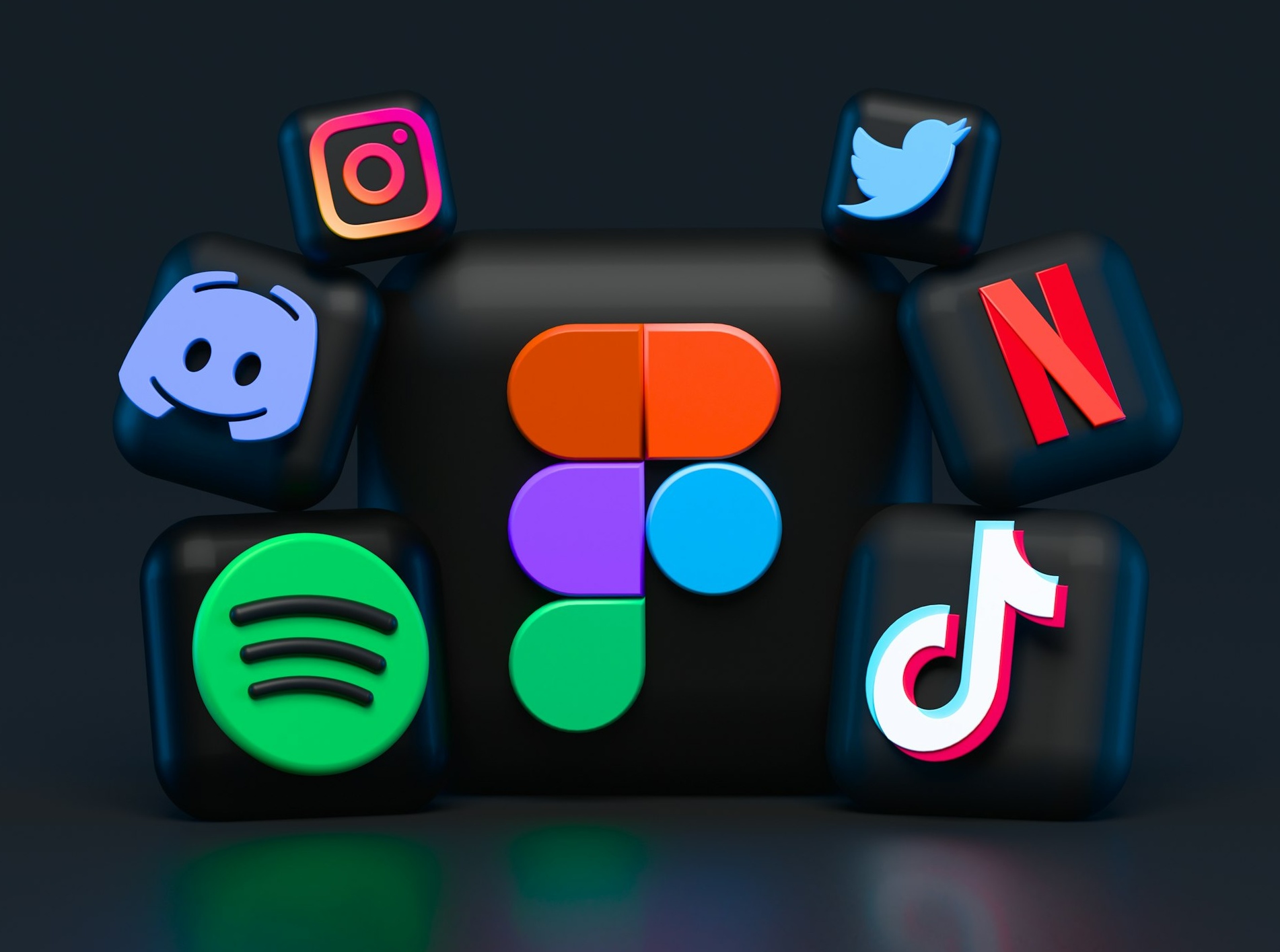 一部显示着Instagram界面的手机，周围环绕着点赞和分享的图标