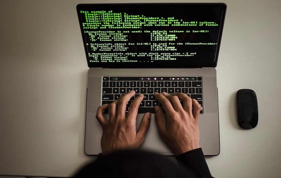 代表互动飞轮效应的循环图