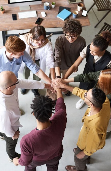 一位TikTok创作者正在制定内容增长策略