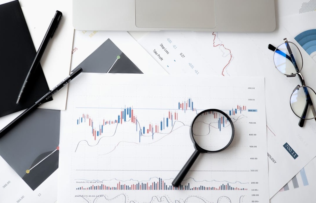 一个用户正在通过安全的在线支付方式购买YouTube增长服务