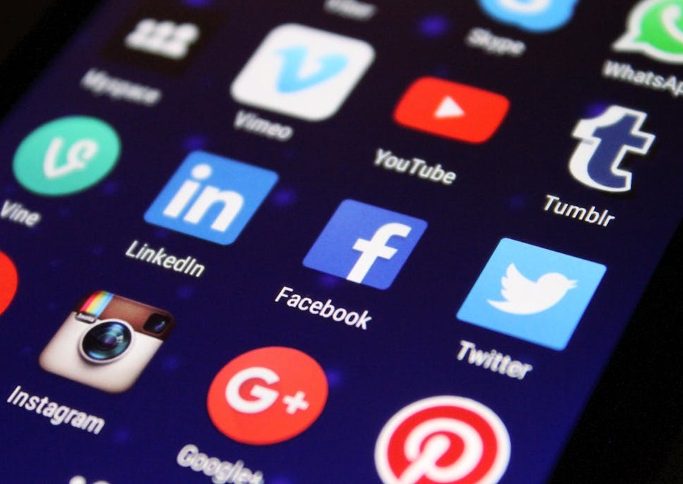 Facebook点赞数是建立社交证明的关键