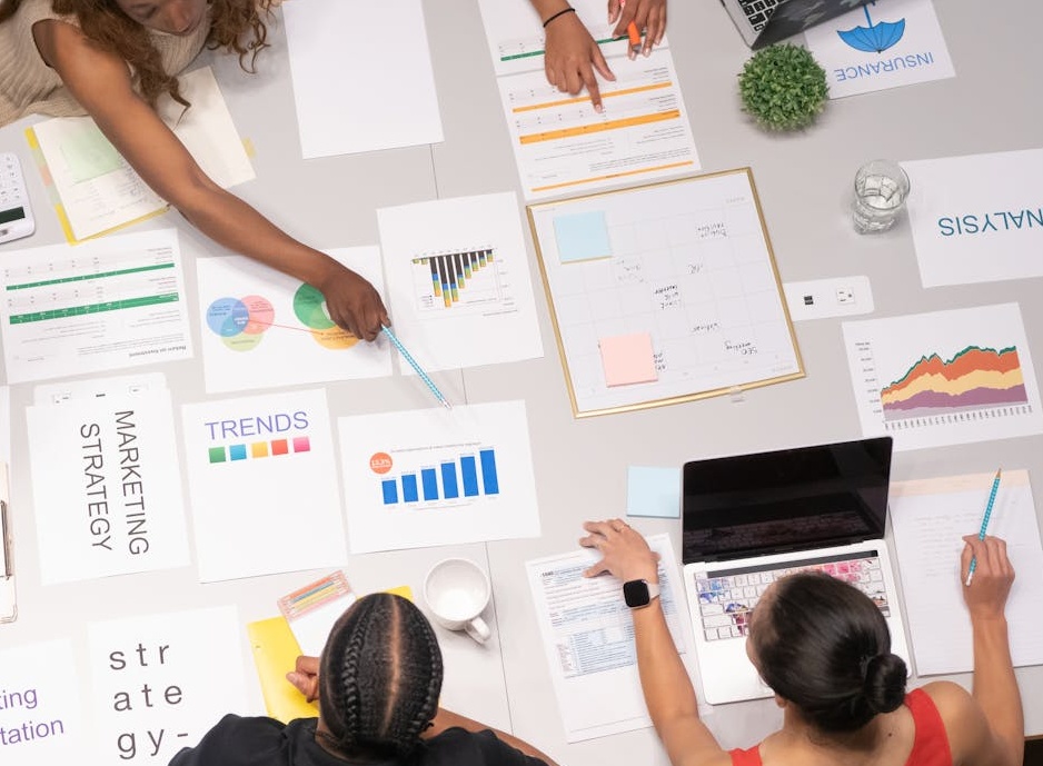 代表安全和信任的盾牌图标，象征着可靠的IG买点赞服务