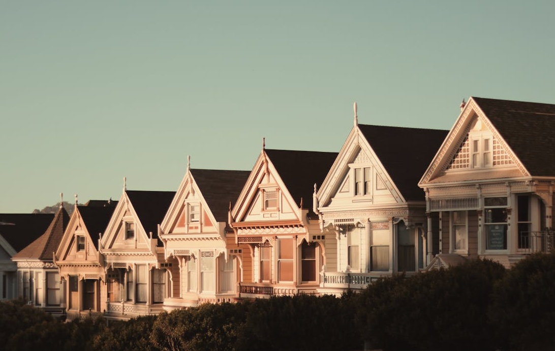 通过海外抖音买真人评论策略提升视频互动数据