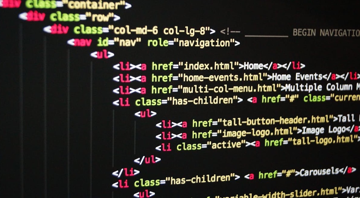 代表YouTube算法的复杂代码