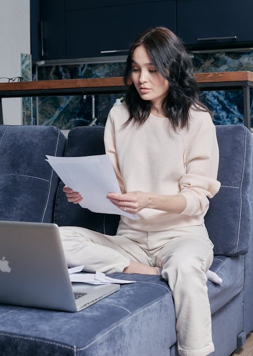 显示Instagram参与度增长的分析图表