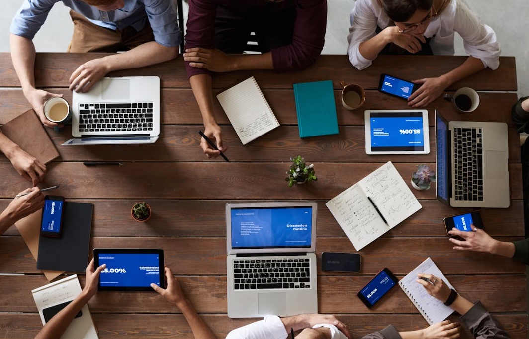 将买Facebook点赞融入整体营销策略