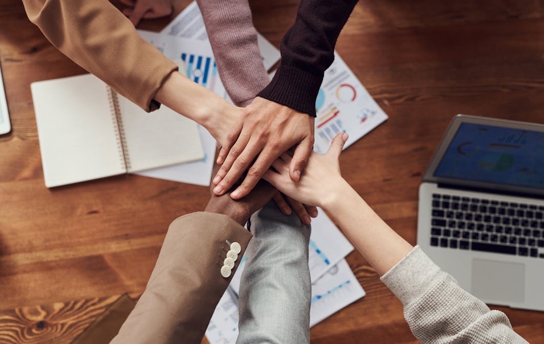 利用Facebook点赞策略取得商业成功的团队