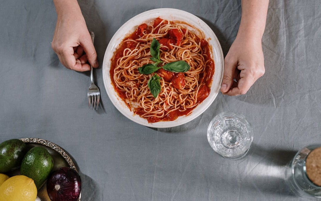 Instagram个人主页展示高粉丝数带来的社会认同感