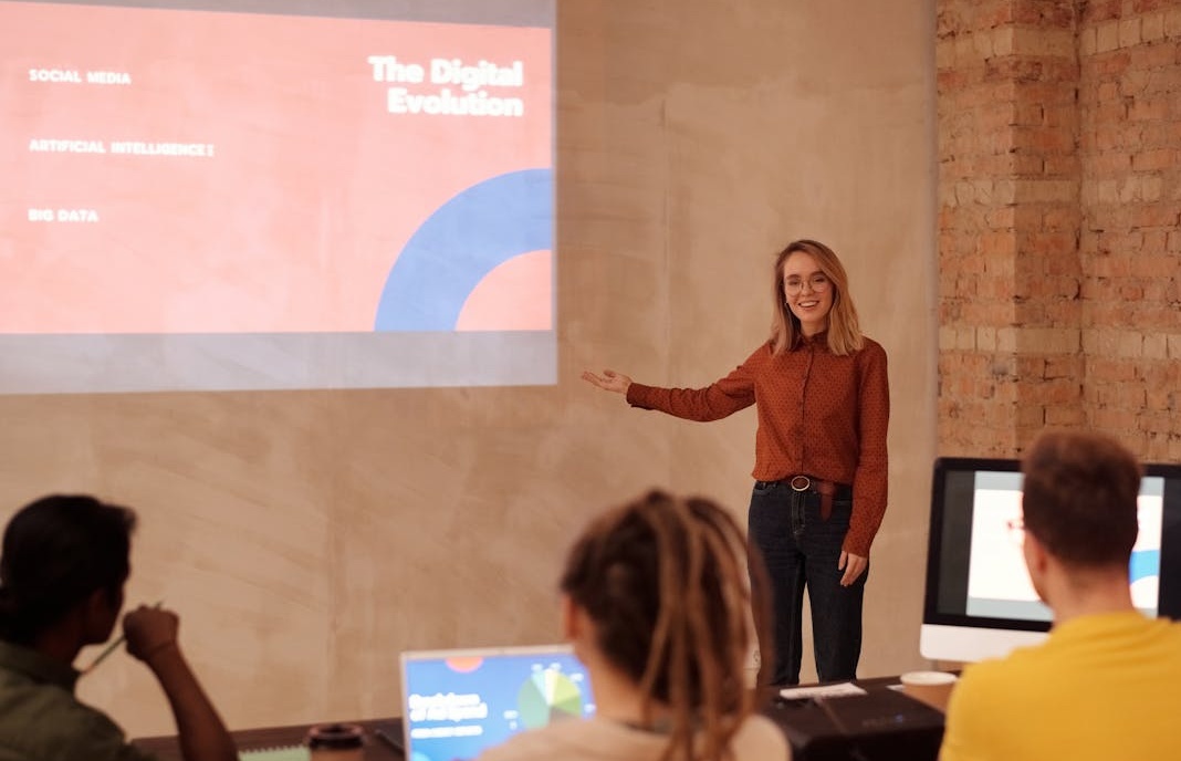 通过脸书购买群组成员实现社群快速增长