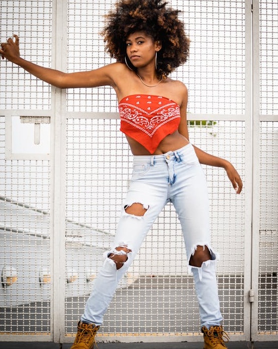 内容为王的文字配上皇冠的图标，象征着内容质量的重要性