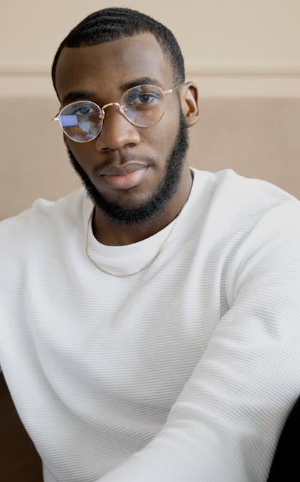 高浏览量带来的强大社交认同感和用户吸引力