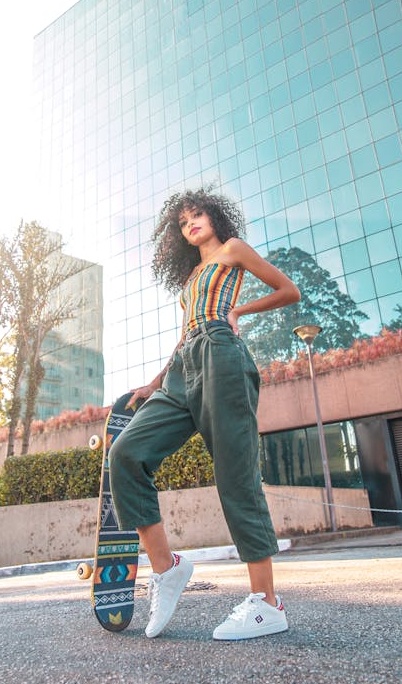 YouTube内容创作者正在拍摄视频