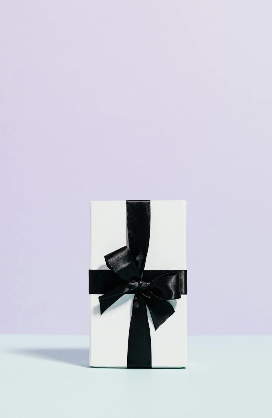 A modern laptop displaying a LinkedIn profile with many connections and activity, symbolizing professional growth and influence in 2025.