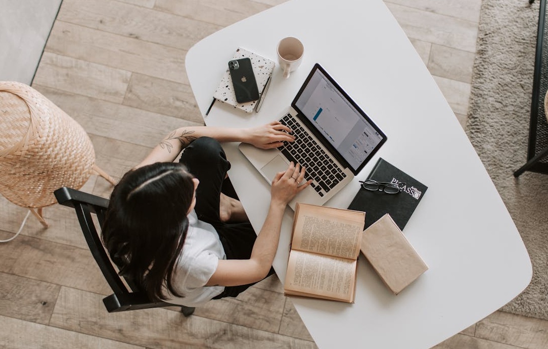 YouTube创作者在2025年面临的初期增长困境