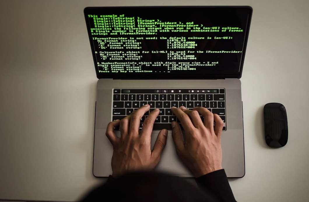 显示Instagram后台数据分析的手机屏幕