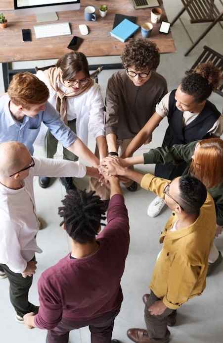 在电脑上谨慎选择一个可靠的Instagram评论购买平台