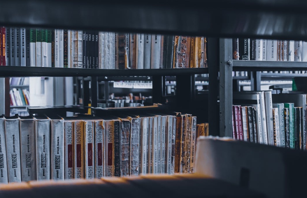 脸书点赞的蓝色图标，象征着社交证明和用户认可