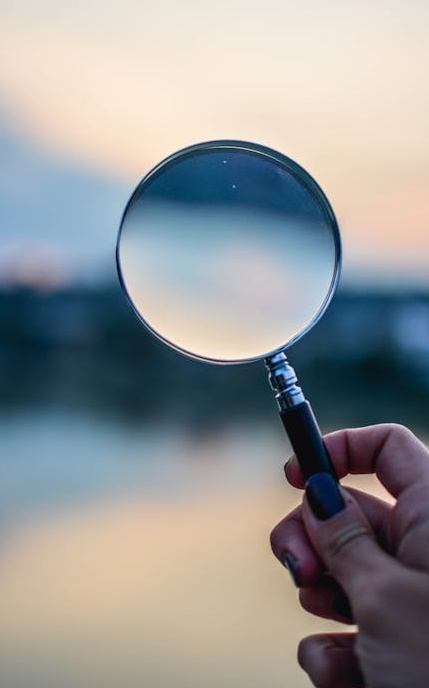 购买评论作为启动YouTube视频增长的助推器