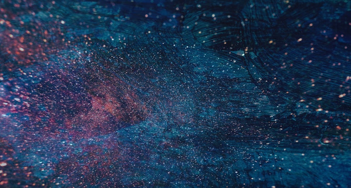 雪球效应图解，说明初期互动如何引发更多自然增长