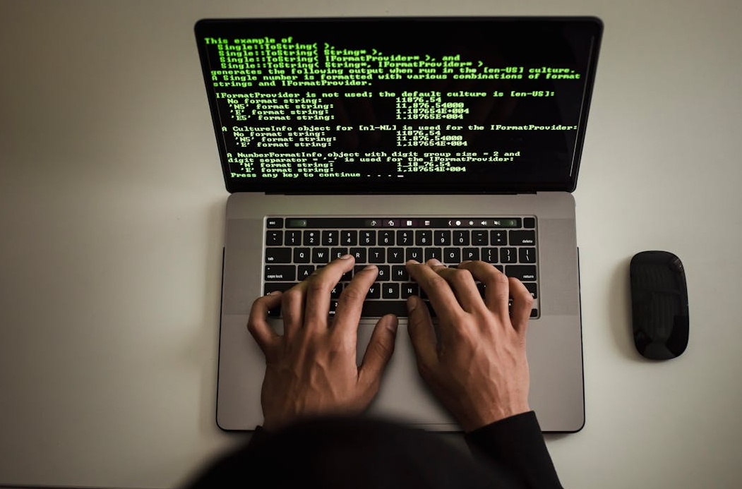 TikTok界面展示高浏览量视频