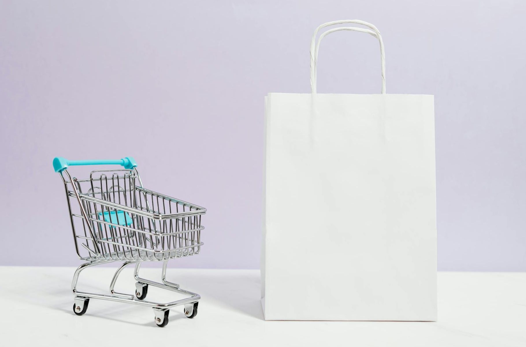 网络安全符号和锁,象征数据保护和交易安全