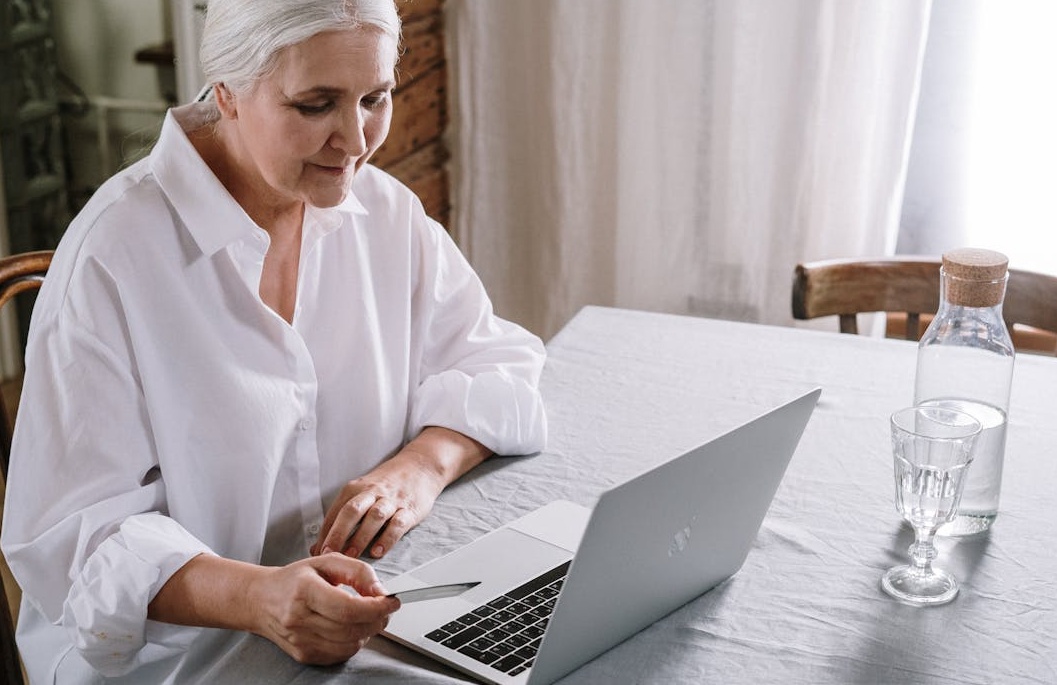 2025年，Instagram视频浏览量成为衡量影响力的关键指标