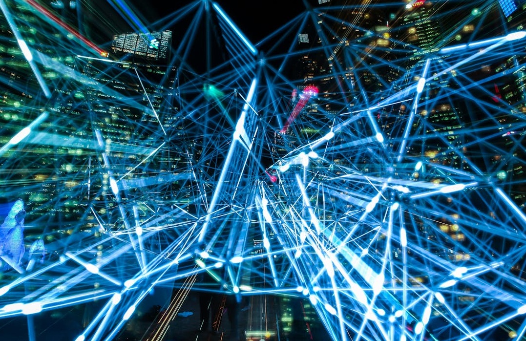 社交媒体算法的抽象概念图