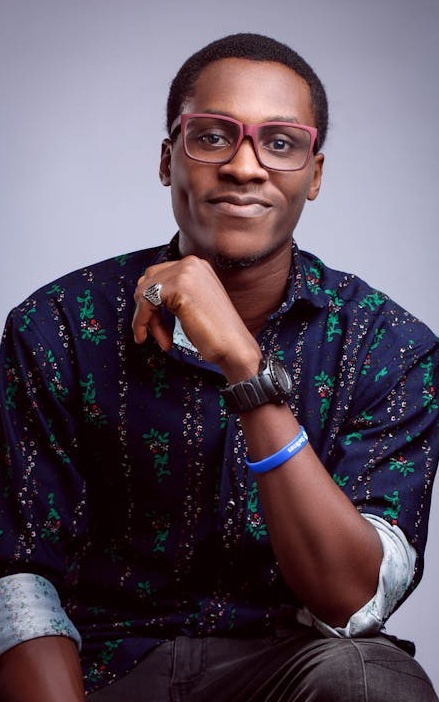 人群聚集代表了强大的社交认同和粉丝基础