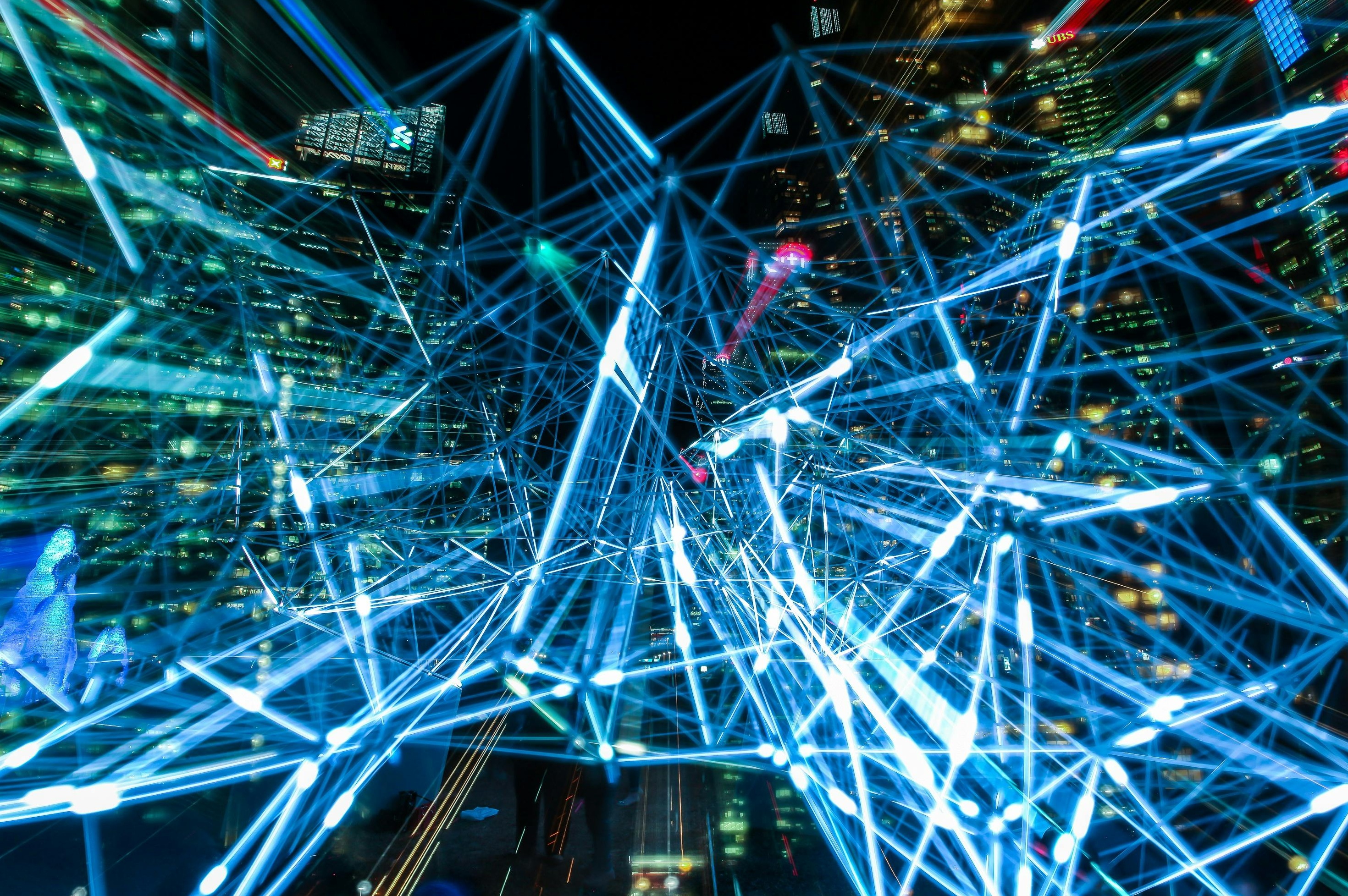 YouTube算法如何像网络一样传播内容