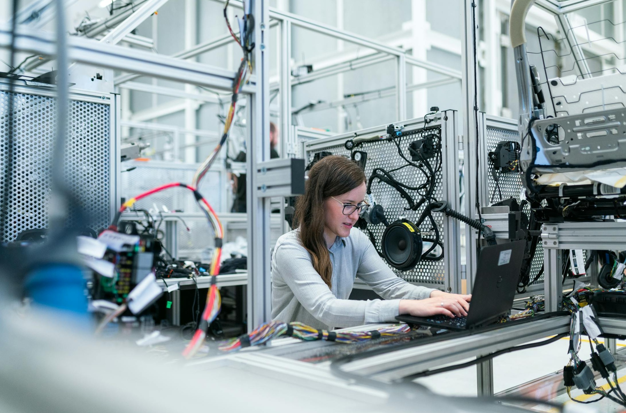 科幻风格的用户界面,展示AI和未来科技趋势