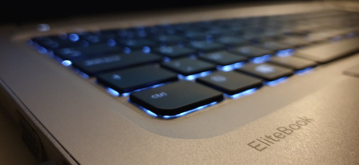 社交媒体影响力及全球网络连接