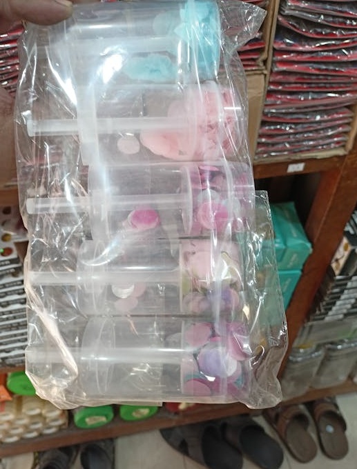 Telegram群组界面与数字交流