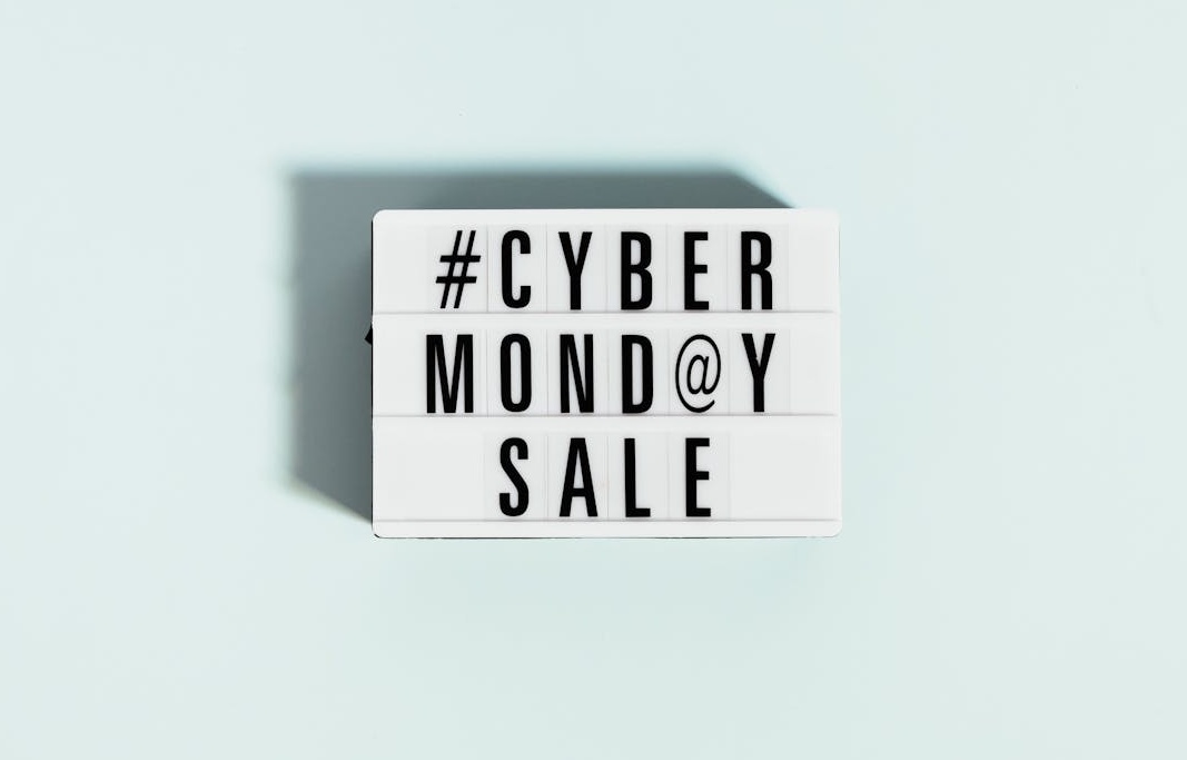 一份展现社交媒体增长趋势和数据分析的图表,突显影响力提升