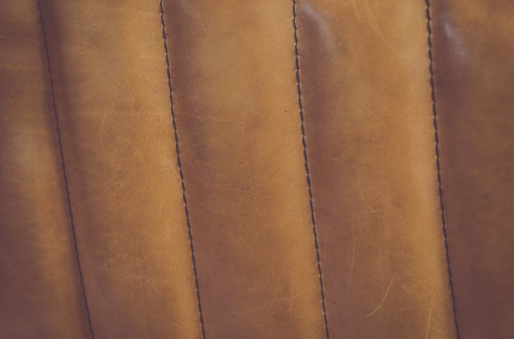 YouTube频道增长图表,展示数据上升趋势