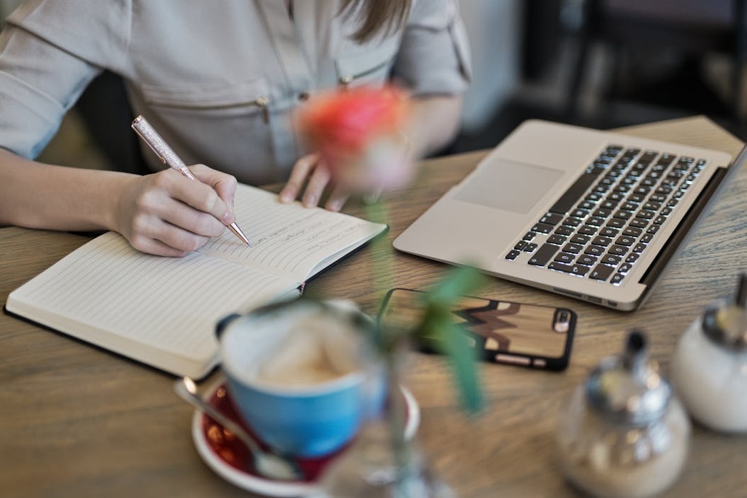 Twitter营销策略：结合官方工具和第三方服务