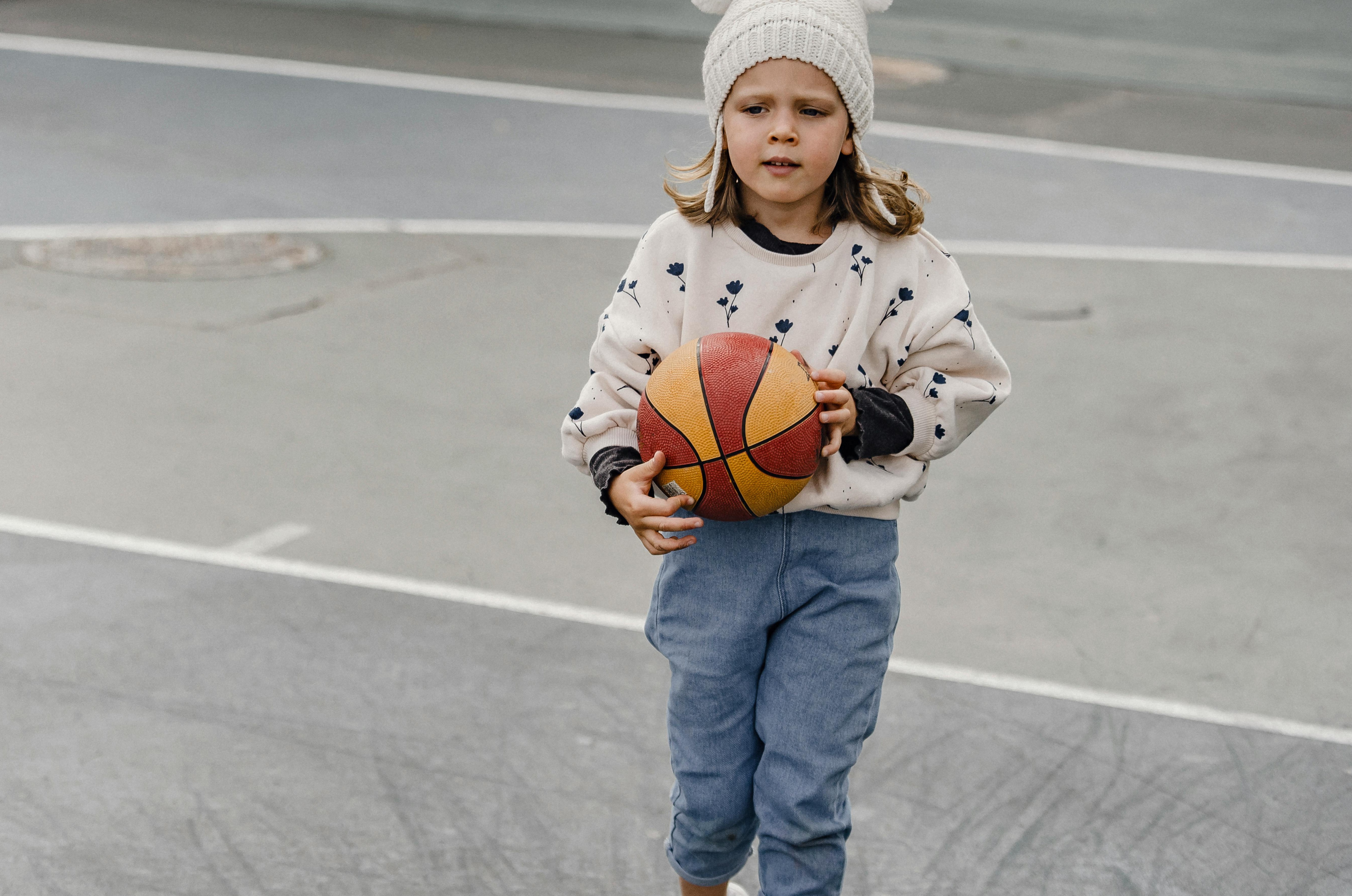 全球多元化社群在社交媒体上积极互动